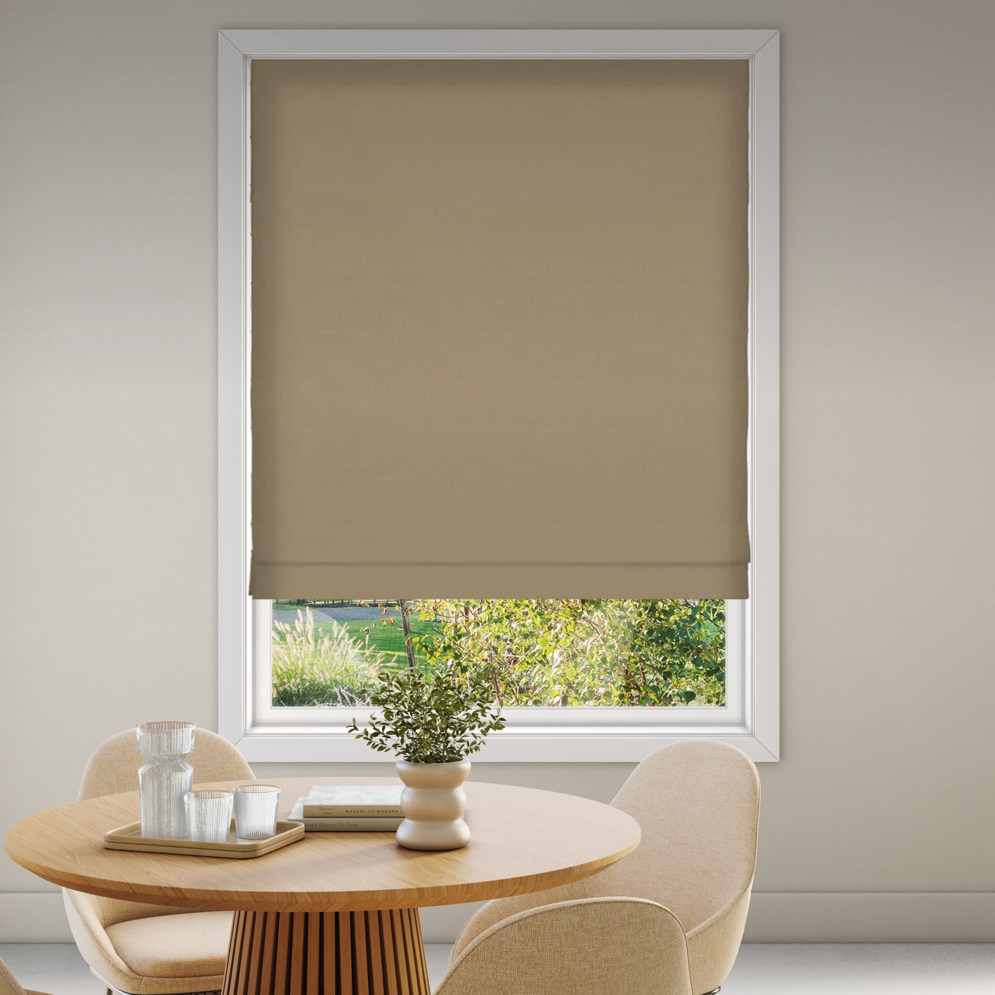 Nice 1738 Roman Blind