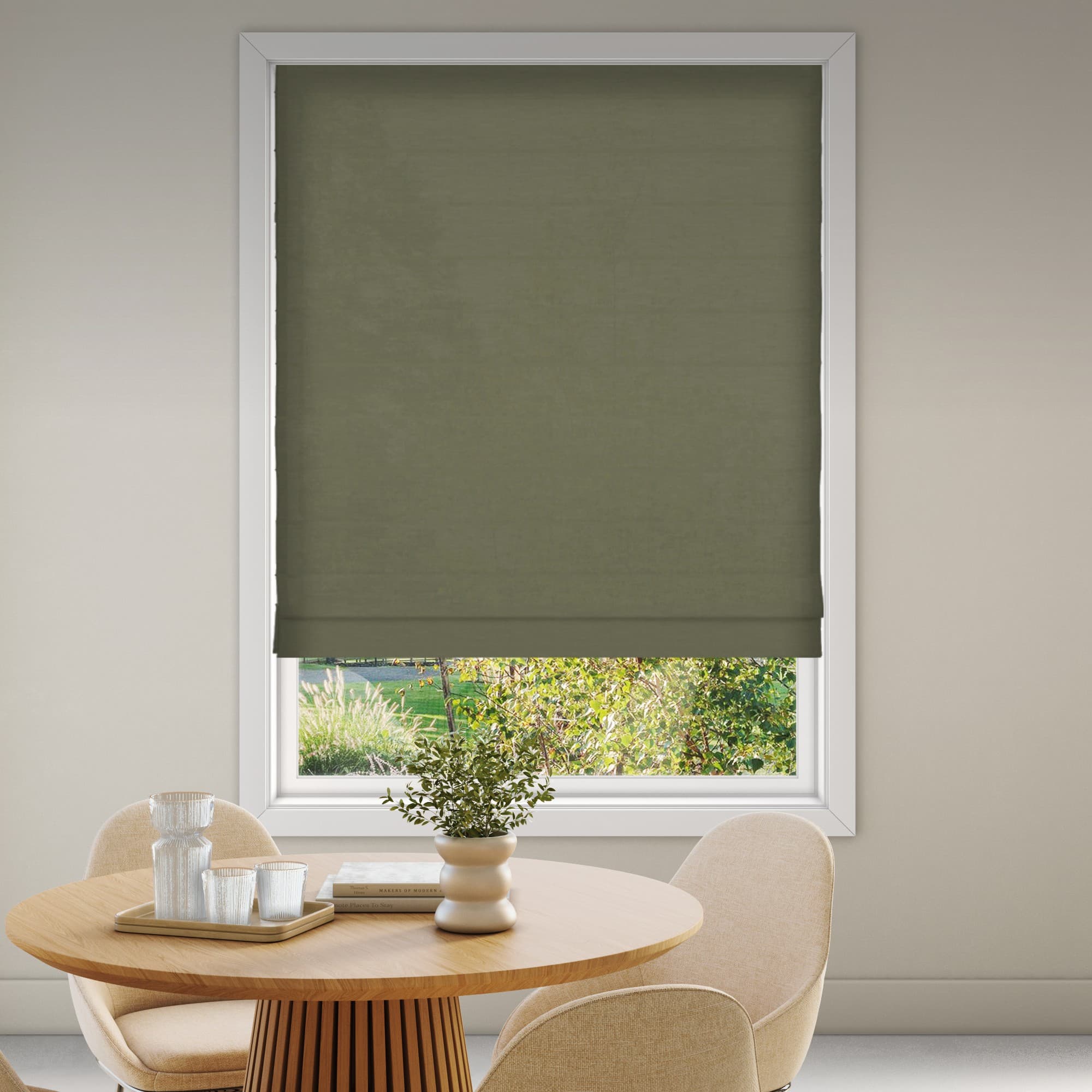 Reims 1390 Roman Blind