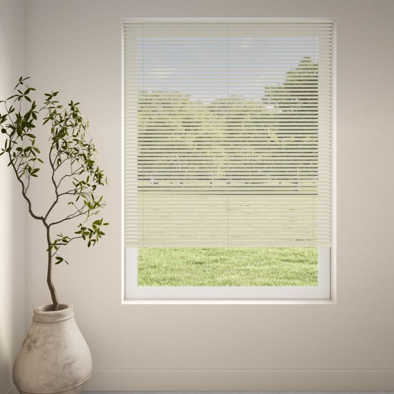 Uni mat 0857 Metal Venetians