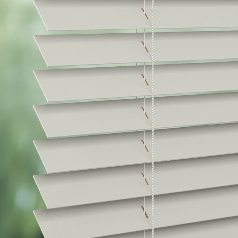 Java 8326 Wood Venetians