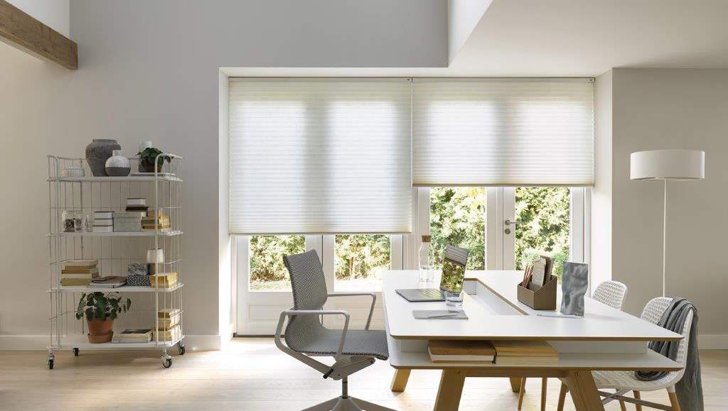 Raamdecoratie home office - Duette® Shades