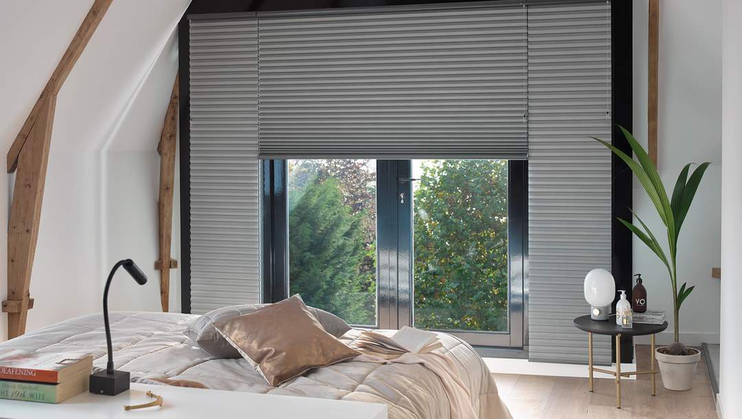 Verduisterende raamdecoratie Duette® Shades